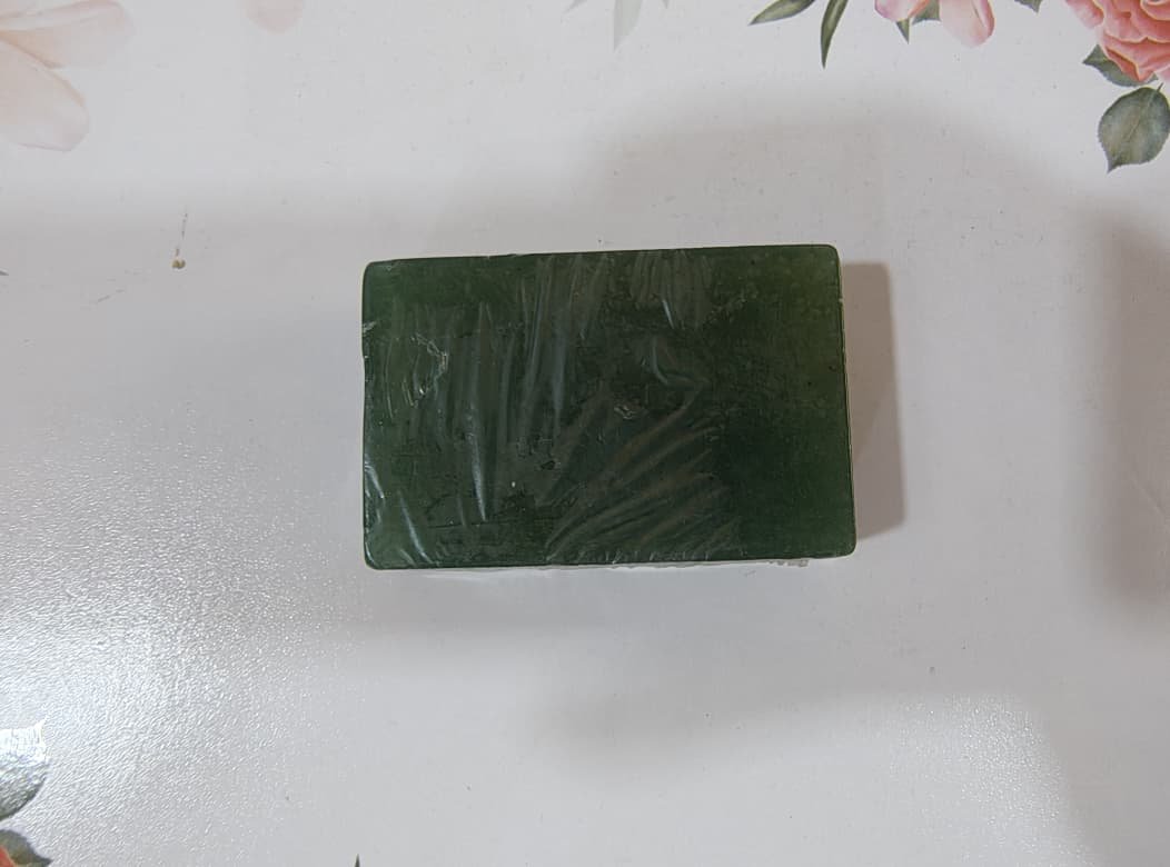 Neem / Herbal Soap (green) - View 2